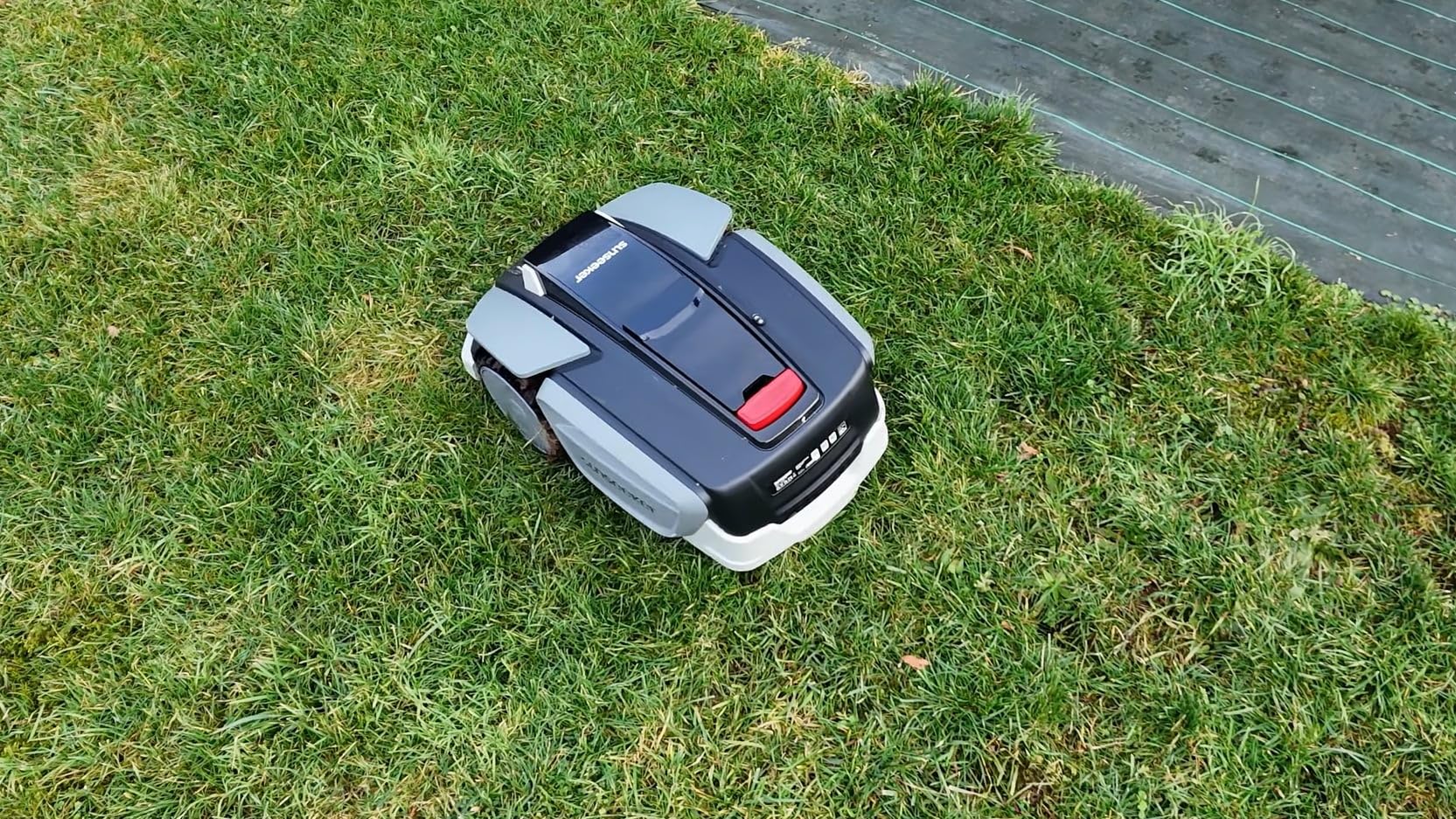 Sunseeker Elite S5 AWD robot rasaerba 1600 m² senza filo