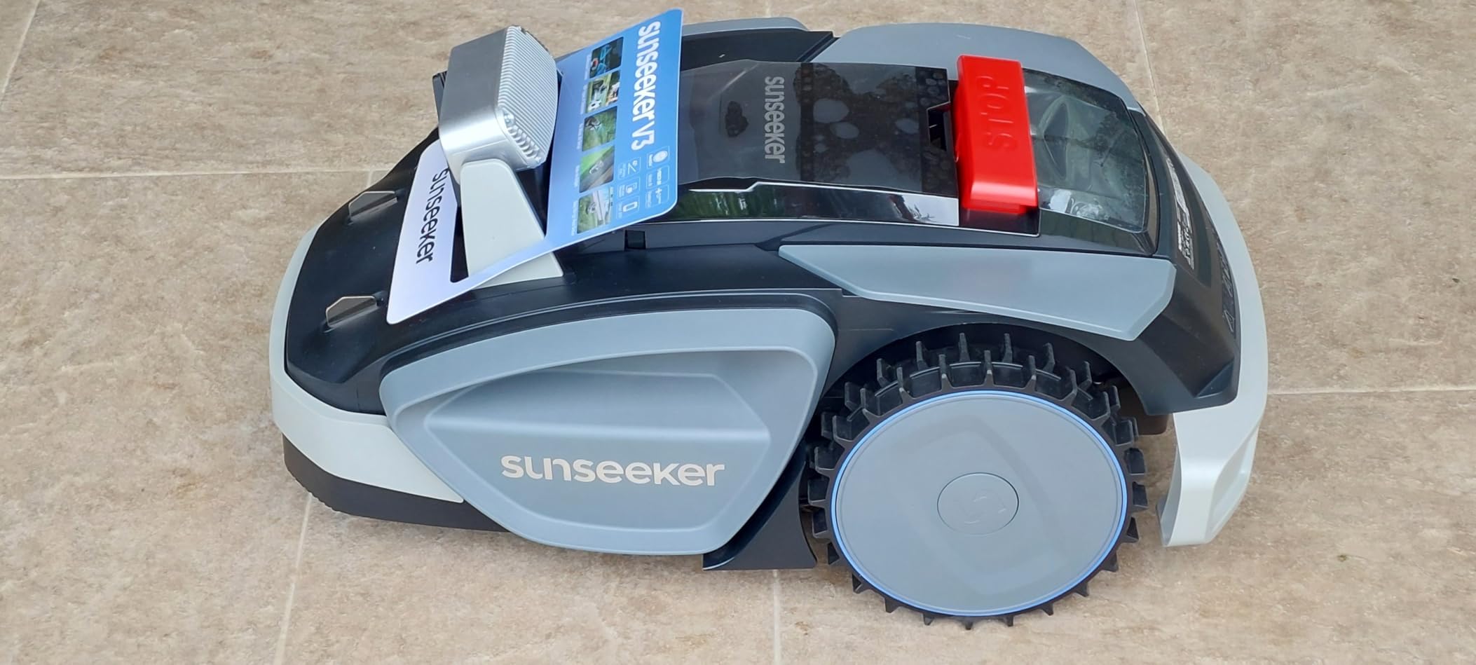 Sunseeker Elite V1 robot tagliaerba senza filo 300mq con garage