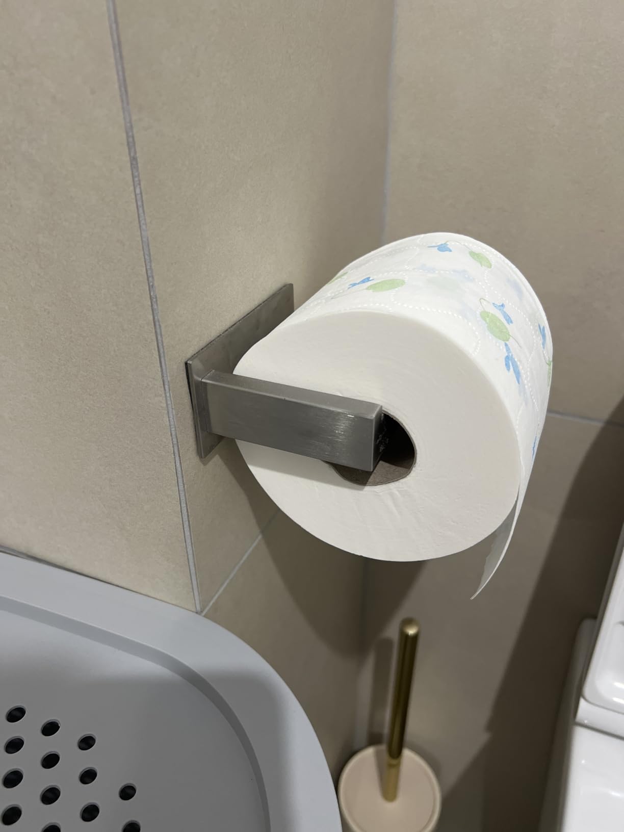 ECENCE Set Bagno Nero Portarotolo + 2 Ganci Adesivi