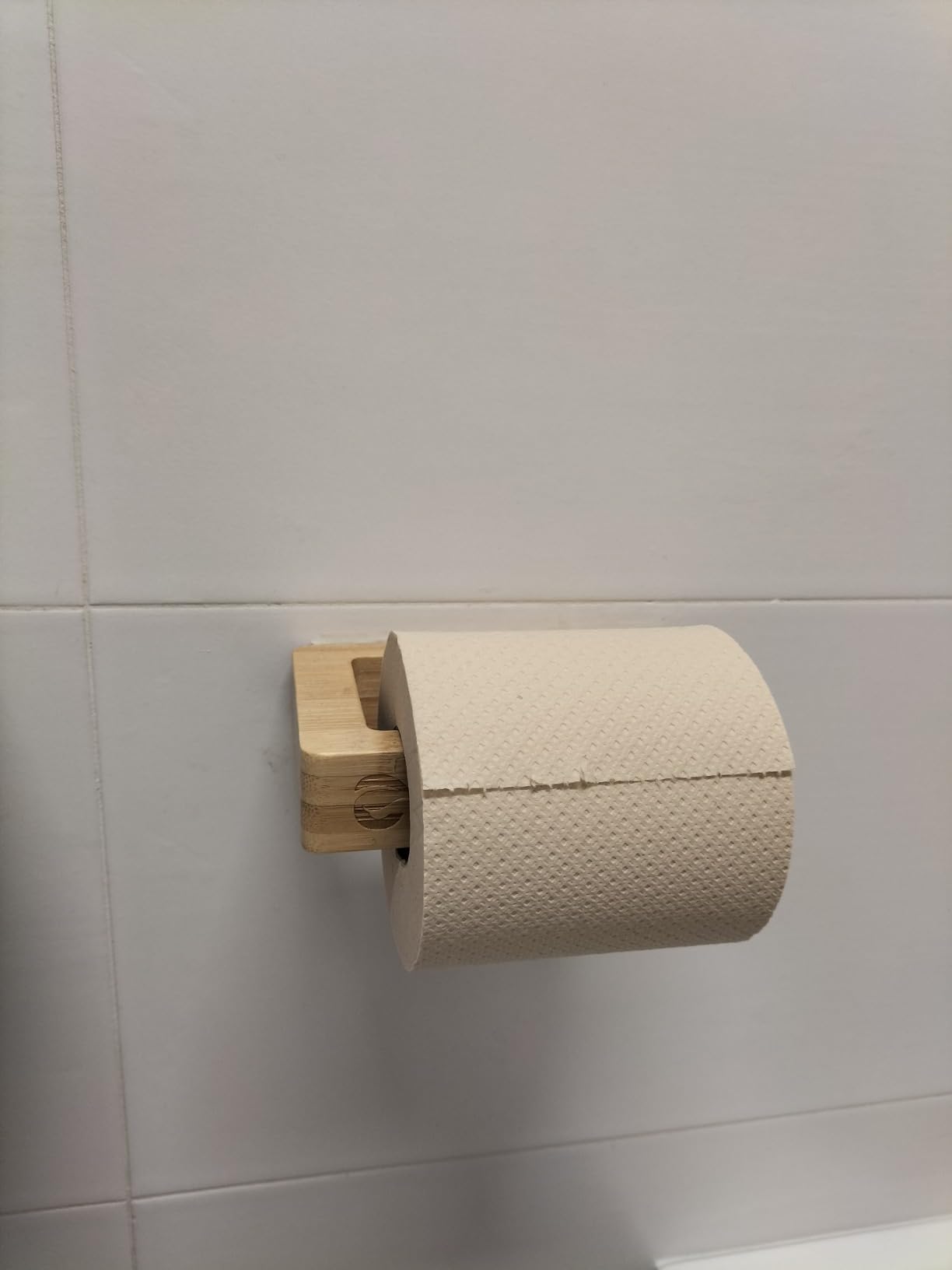 ECENCE Model 2 Portarotolo Bambù Adesivo Senza Fori