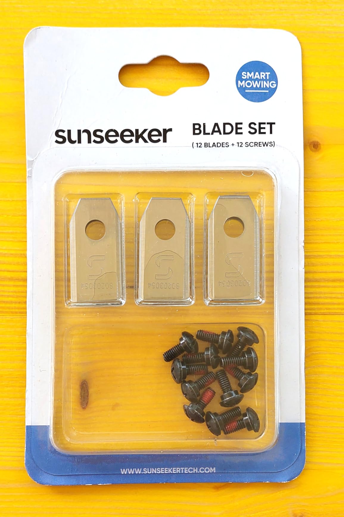 Sunseeker Elite V1 robot tagliaerba senza filo 300mq con garage